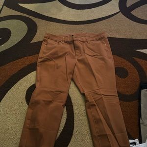 brown pants